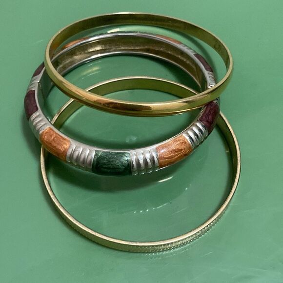 Set of 3 Bangle Bracelets  to Stack. - Picture 1 of 4